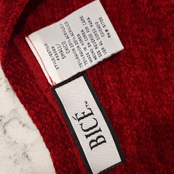 Women's Cardigan Sweater - Picture 6 of 10